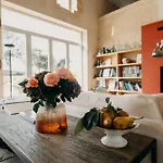 Le Clos Pelloquin Bed & Breakfast 4*
