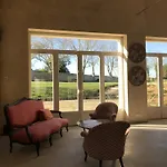 Le Clos Pelloquin Bed & Breakfast