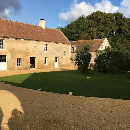 Privée Avec Grand Salon Et Cheminée Couette-café 2*