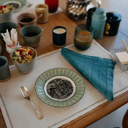 Privée Avec Grand Salon Et Cheminée Couette-café