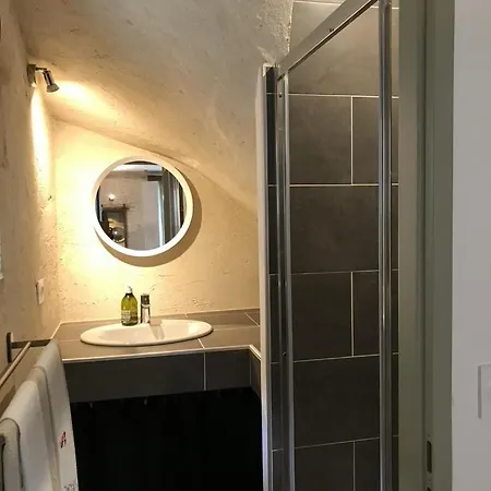 Privée Avec Grand Salon Et Cheminée Couette-café Bernières-sur-Mer