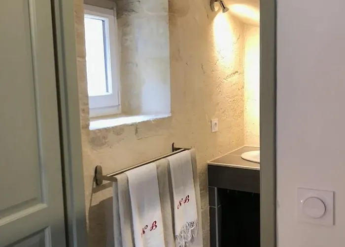 Bed & Breakfast Le Clos Pelloquin 4*